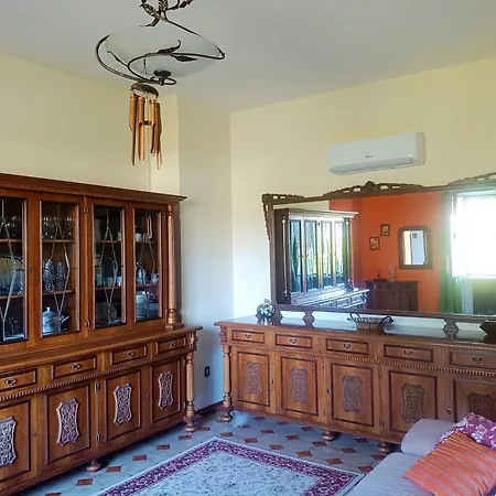 Giulia Al Vesuvio * Trecase